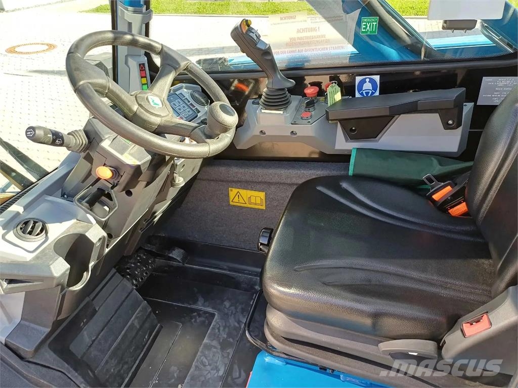 Merlo E-Worker 25.5-90 Telescopic handlers