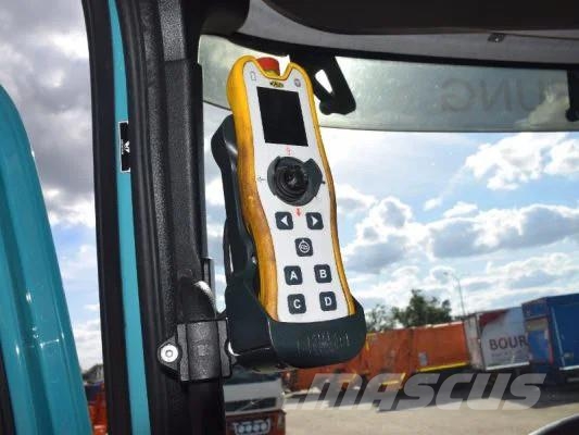 Mercedes-Benz Antos 1835 Hooklift Rol kiper kamioni sa kukom za podizanje tereta