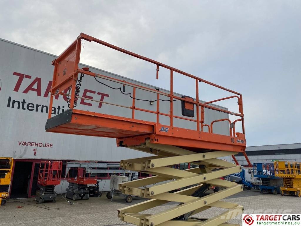 JLG 3246ES Electric Scissor Work Lift 1168cm Käärtõstukid