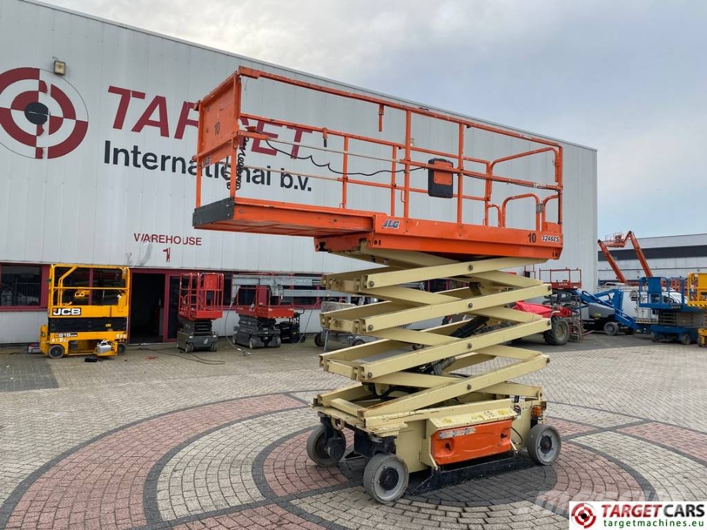 JLG 3246ES Electric Scissor Work Lift 1168cm Käärtõstukid