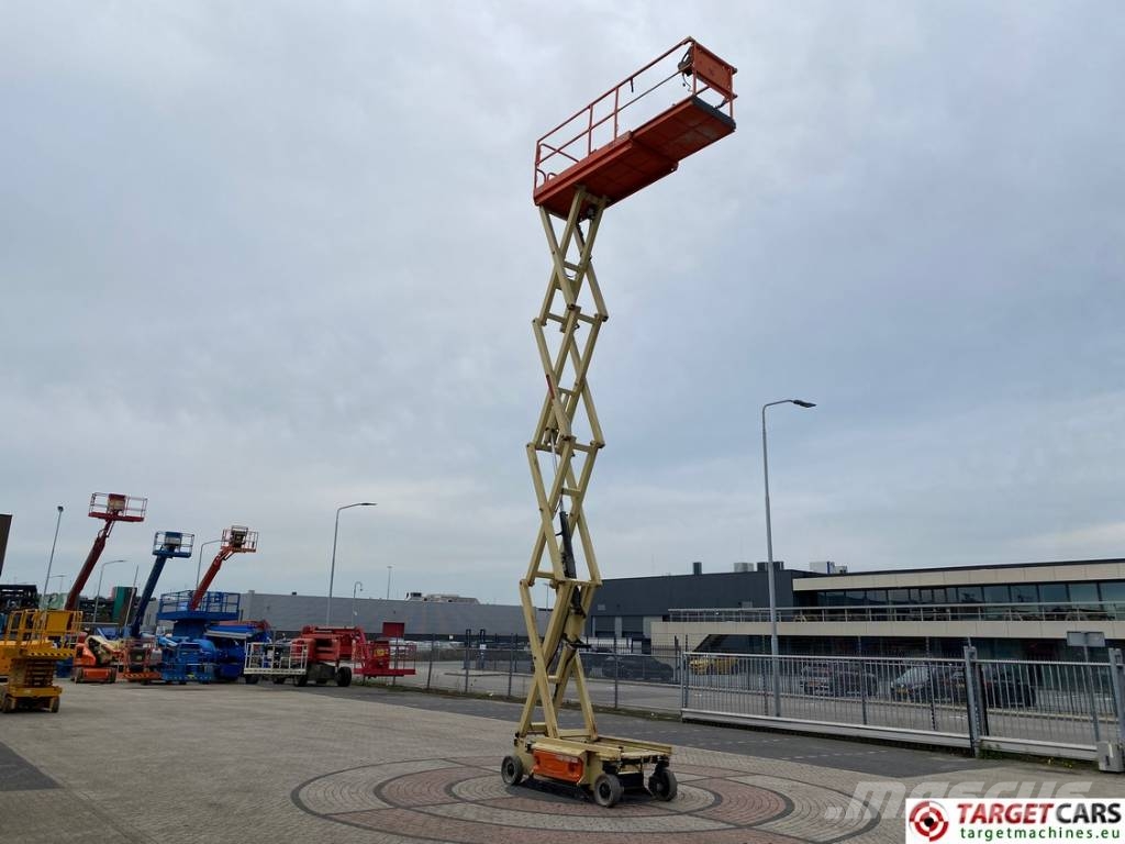 JLG 3246ES Electric Scissor Work Lift 1168cm Käärtõstukid
