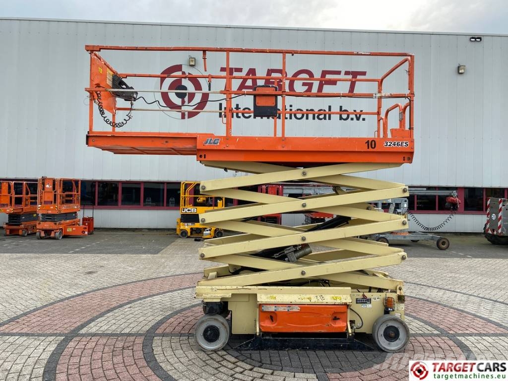 JLG 3246ES Electric Scissor Work Lift 1168cm Käärtõstukid