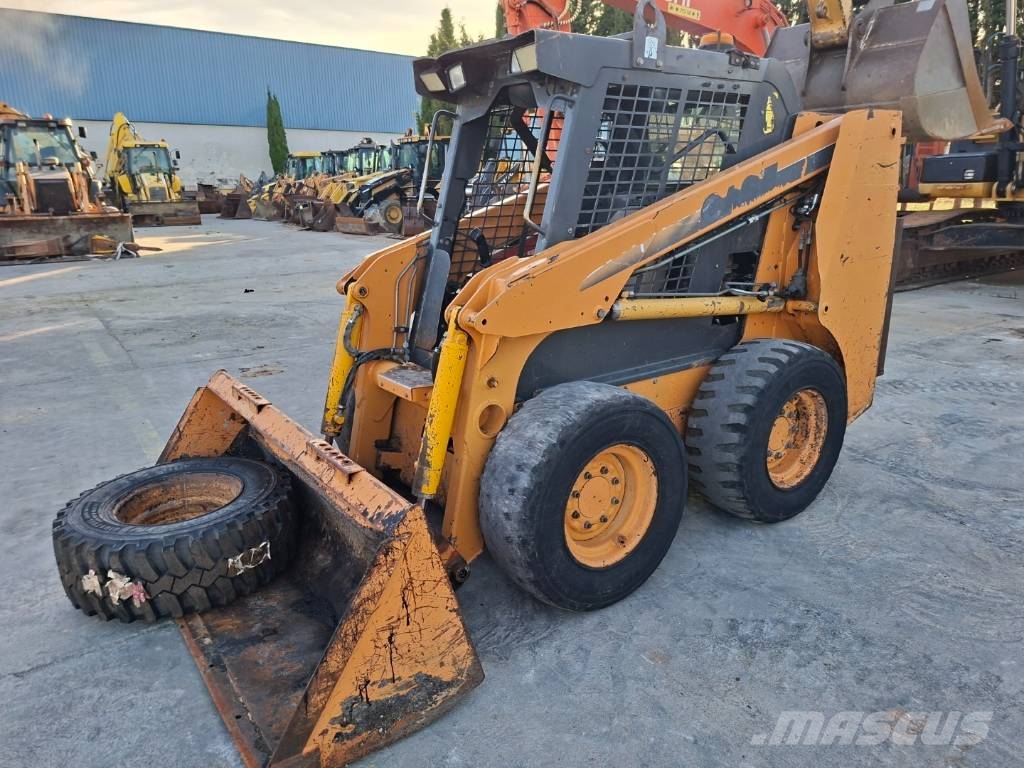 CASE 420 Skid steer loaders