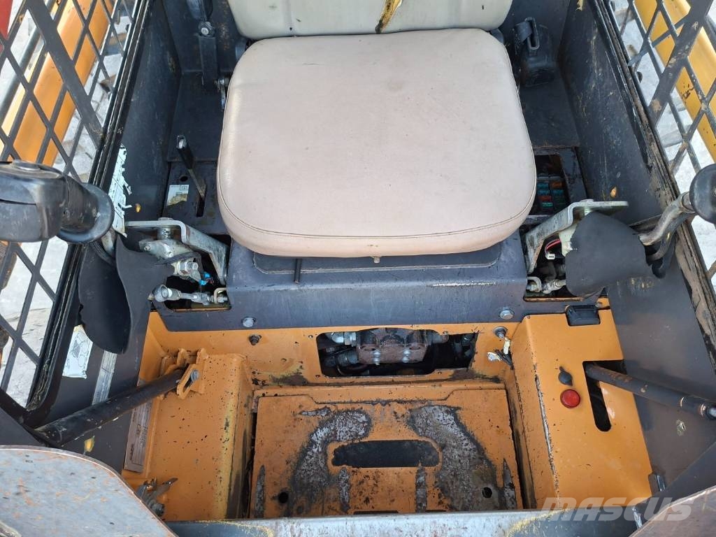 CASE 420 Skid steer loaders