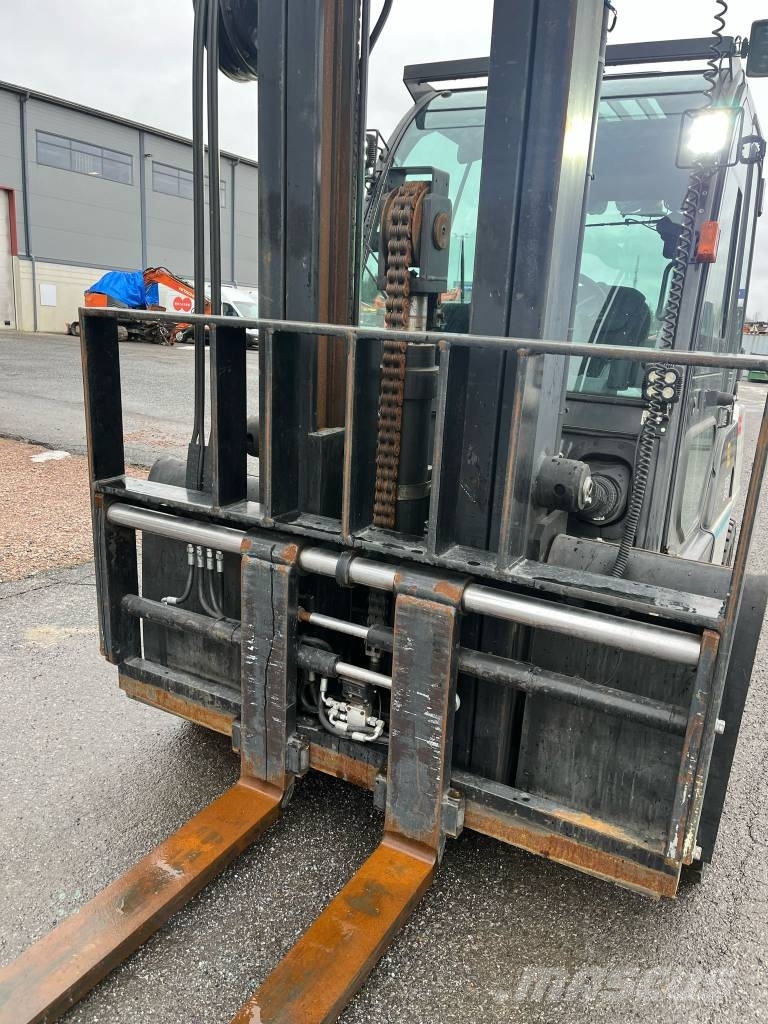 UniCarriers DG1 F4 A50 Q Diesel forklifts