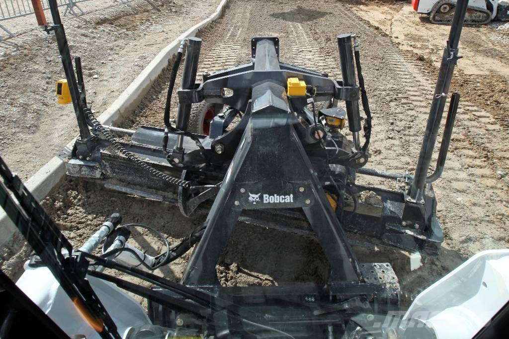Bobcat MI GRADER 108 / Równiarka Стругальні станки