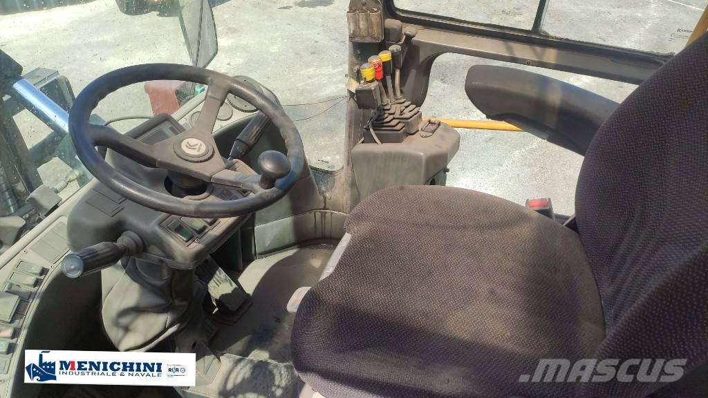 Kalmar DCE 100-12 Diesel forklifts