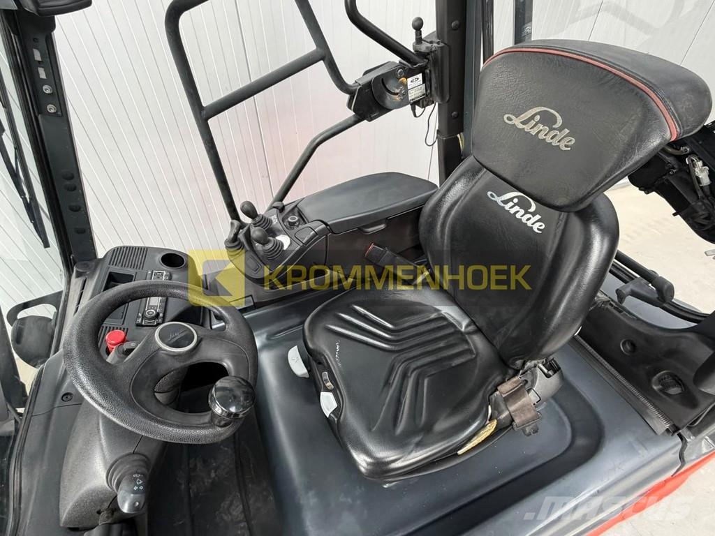 Linde E 30 H-600 Electric forklifts