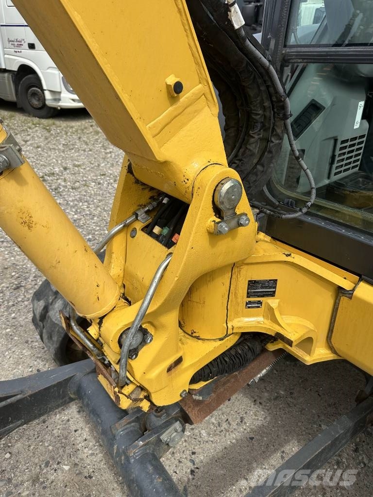 Komatsu PC 55 MR Mini rýpadlá < 7t