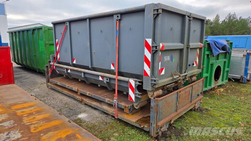 MAN TGM 15.290 4x2 HMF 1320K5 + 4x container Hakowce