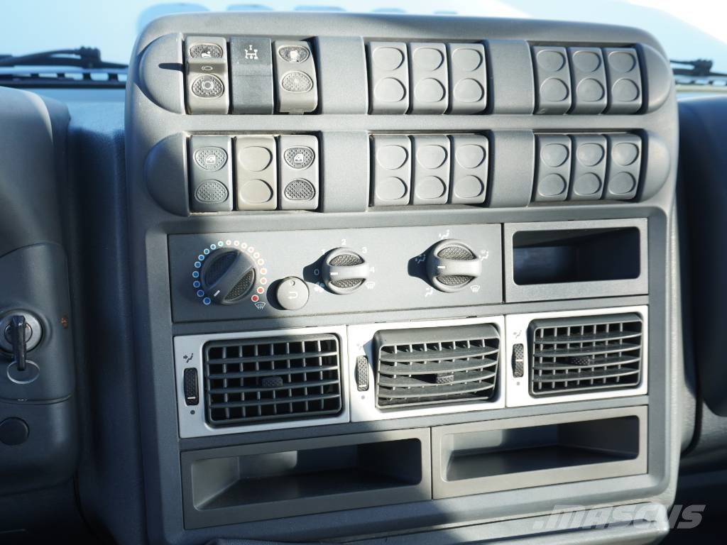 Iveco EUROCARGO 140E22 *** RESERVADO *** Automobiliniai kranai