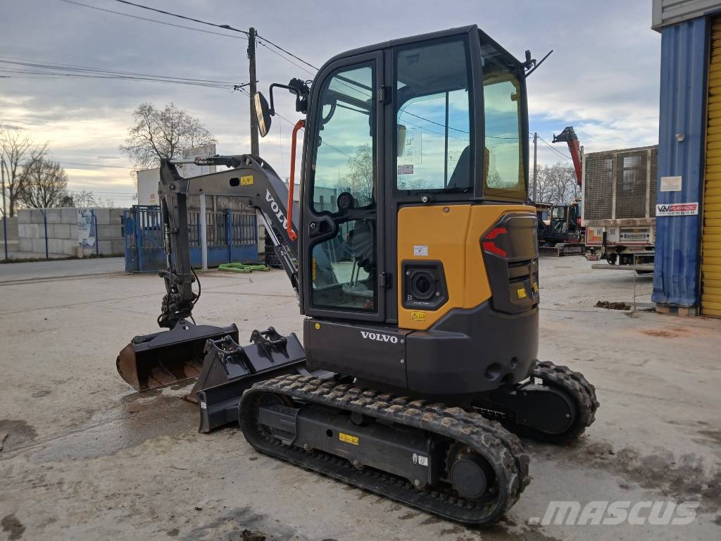 Volvo ECR 25 Electric Mini pelle < 7t