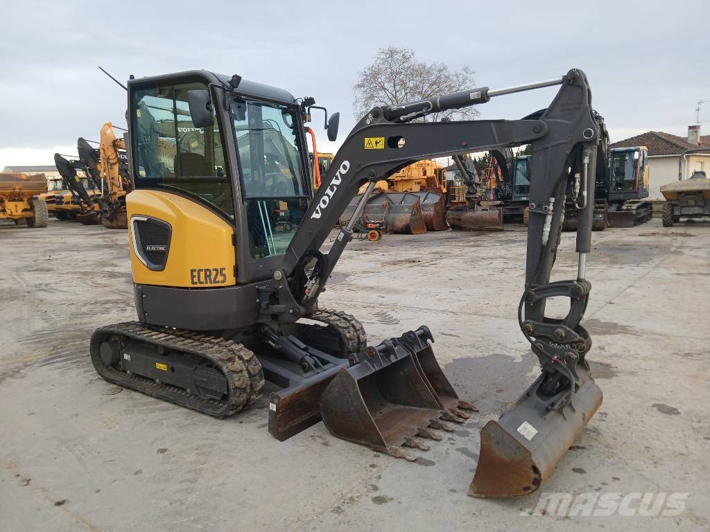 Volvo ECR 25 Electric Mini pelle < 7t
