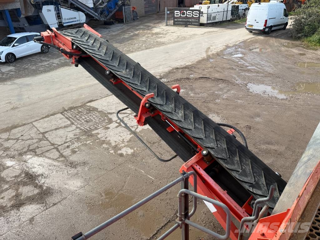 Sankvik QE340 - Caterpillar Engine / 2 Side Conveyors Crivos