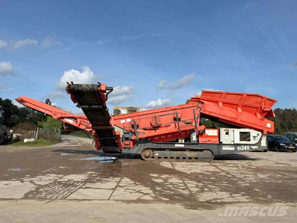 Sankvik QE340 - Caterpillar Engine / 2 Side Conveyors Crivos