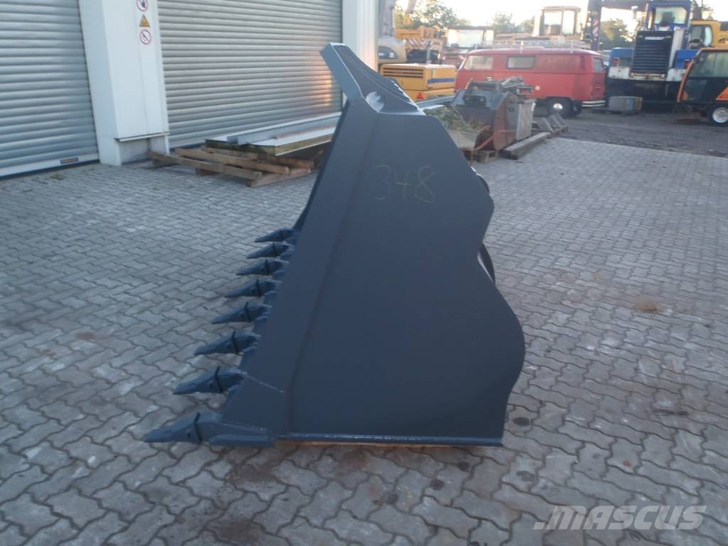 Fuhrmann (0348) 2.8 cbm A.E.I Schaufel Buckets