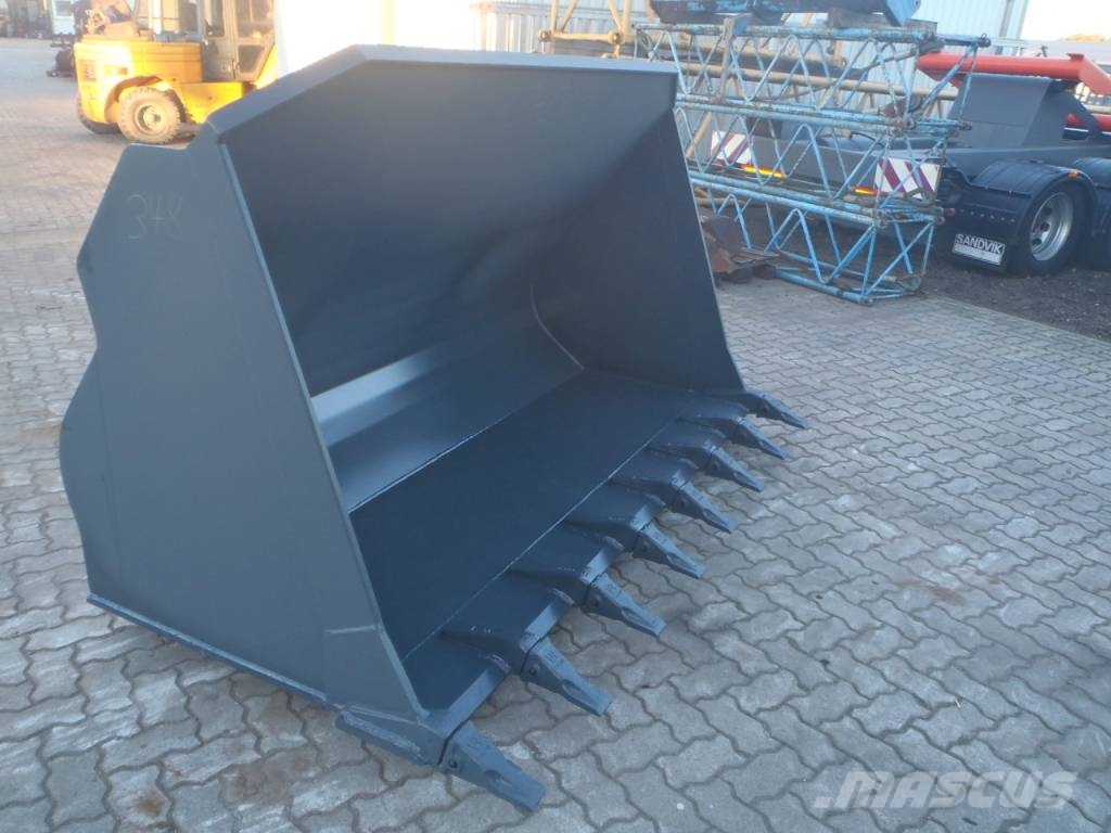 Fuhrmann (0348) 2.8 cbm A.E.I Schaufel Buckets