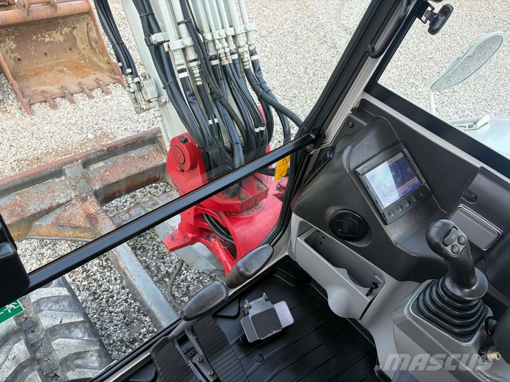 Takeuchi TB 260 Minigraafmachines < 7t