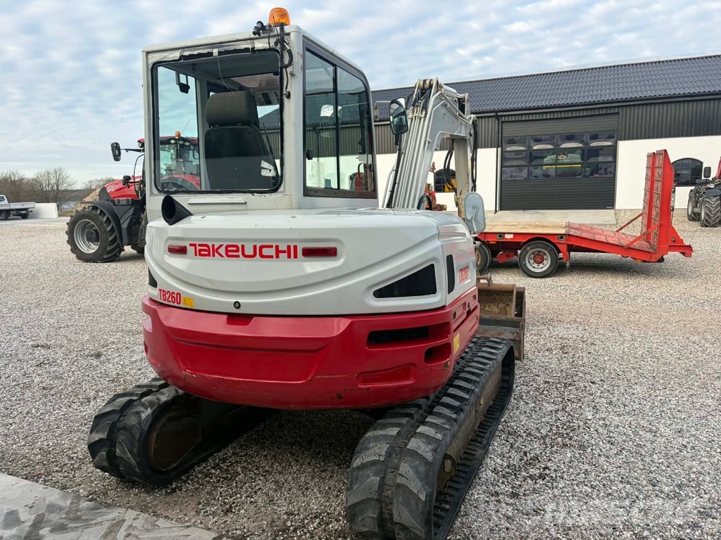 Takeuchi TB 260 Minigraafmachines < 7t