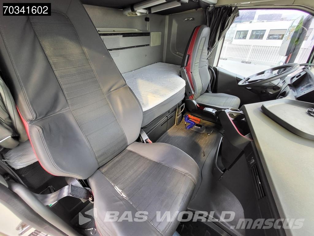 Volvo FH 460 4X2 NL-Truck APK 1500kg Tailgate Full-Air A Bakwagens met gesloten opbouw