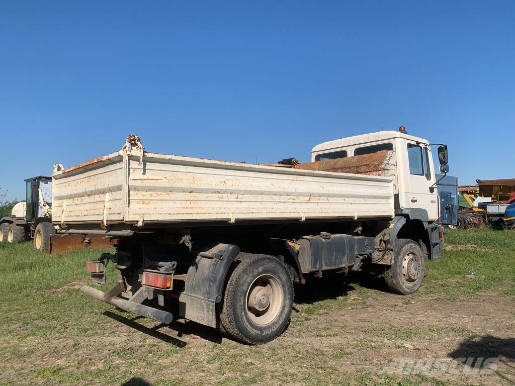MAN F 2000 Camiones bañeras basculantes o volquetes