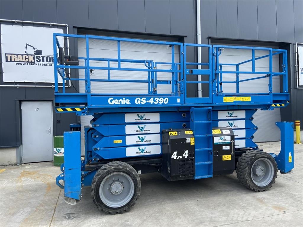 Genie GS4390RT (3214) Šķerveida pacēlāji