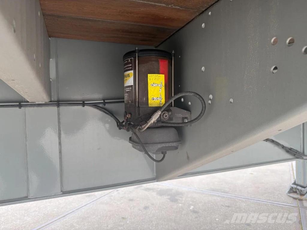 Broshuis 3 X 4AOU-58 3-15, 2014, 2016 AND 2021 4 AXLE FORCE نصف مقطورة مسطحة منخفضة