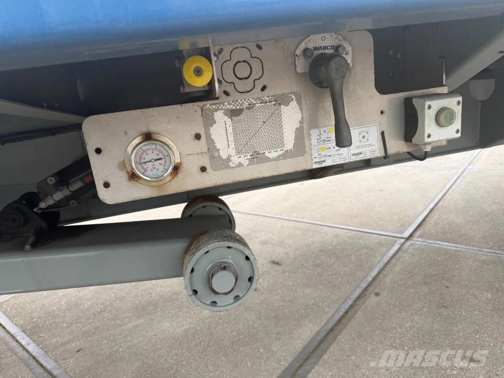 Broshuis 3 X 4AOU-58 3-15, 2014, 2016 AND 2021 4 AXLE FORCE نصف مقطورة مسطحة منخفضة