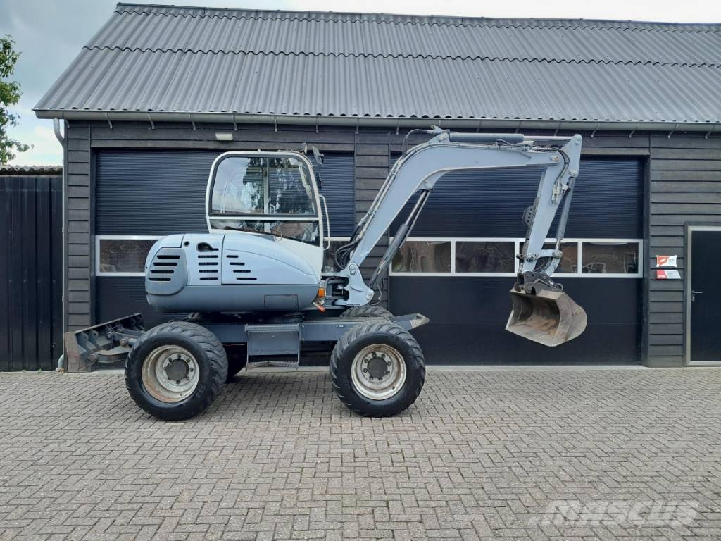Messersi M60 Mobiele kraan 6 ton geen Takeuchi Neuson Gumikerekes kotrók