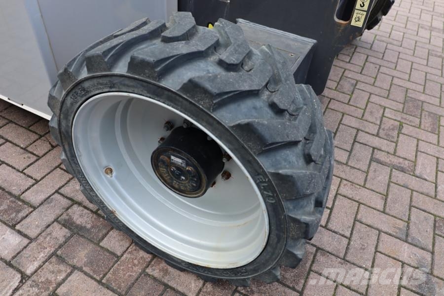 Zoomlion ZA20JE Fully Electric Lithium-Powered, 4x4 Rough T Kuukulkijat