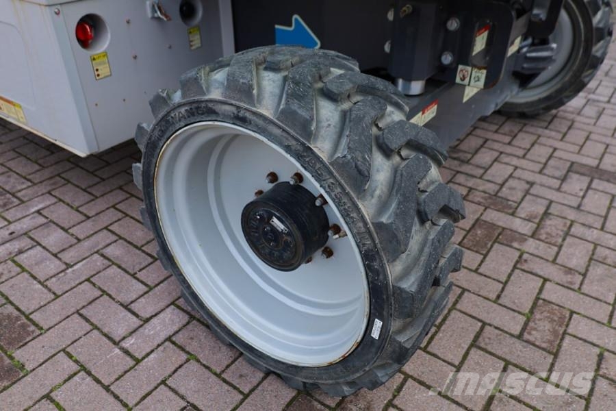 Zoomlion ZA20JE Fully Electric Lithium-Powered, 4x4 Rough T Kuukulkijat