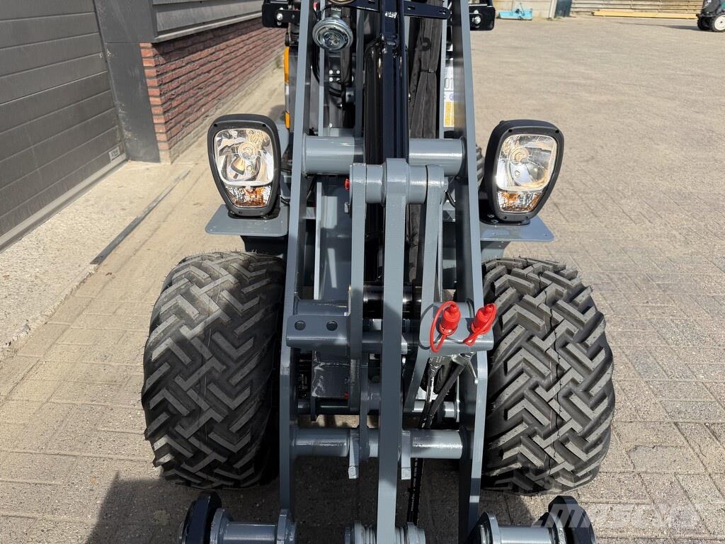 GiANT G1500 minishovel / kniklader NIEUW €465 LEASE Radlader