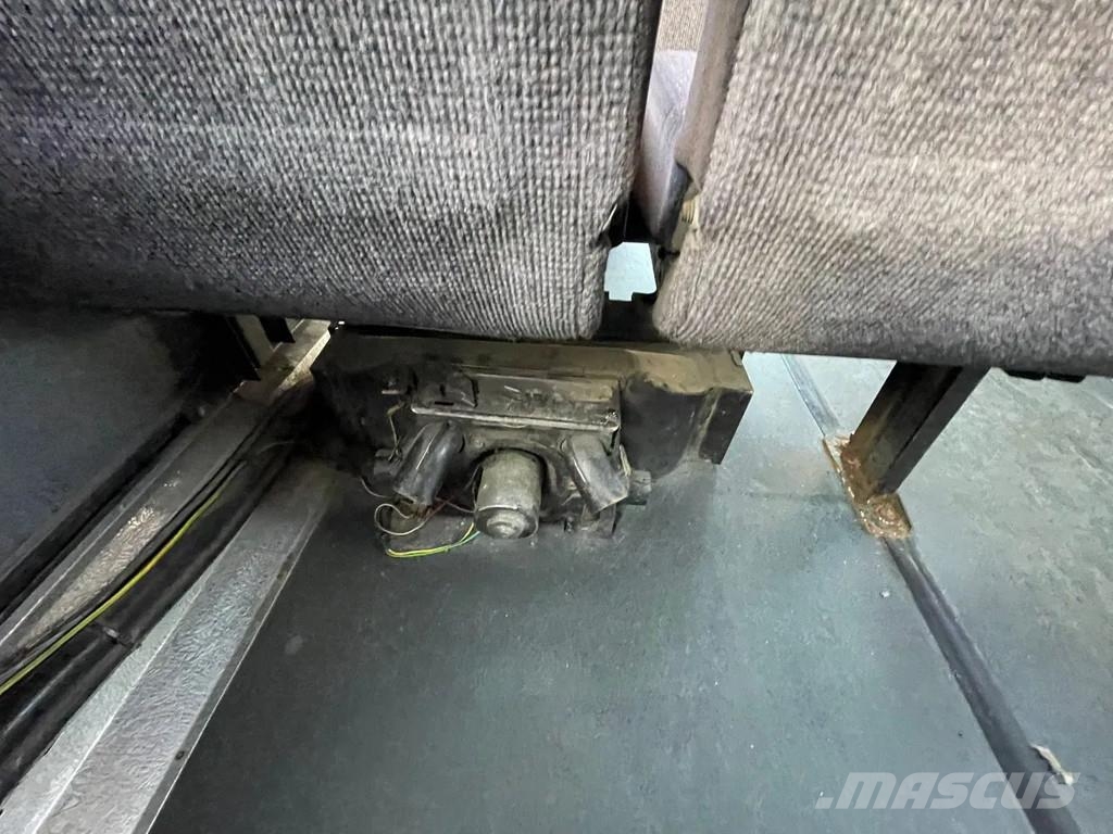 Renault Carrier Passenger Bus 35 Seats 6 Cilinder Full Ste Otros