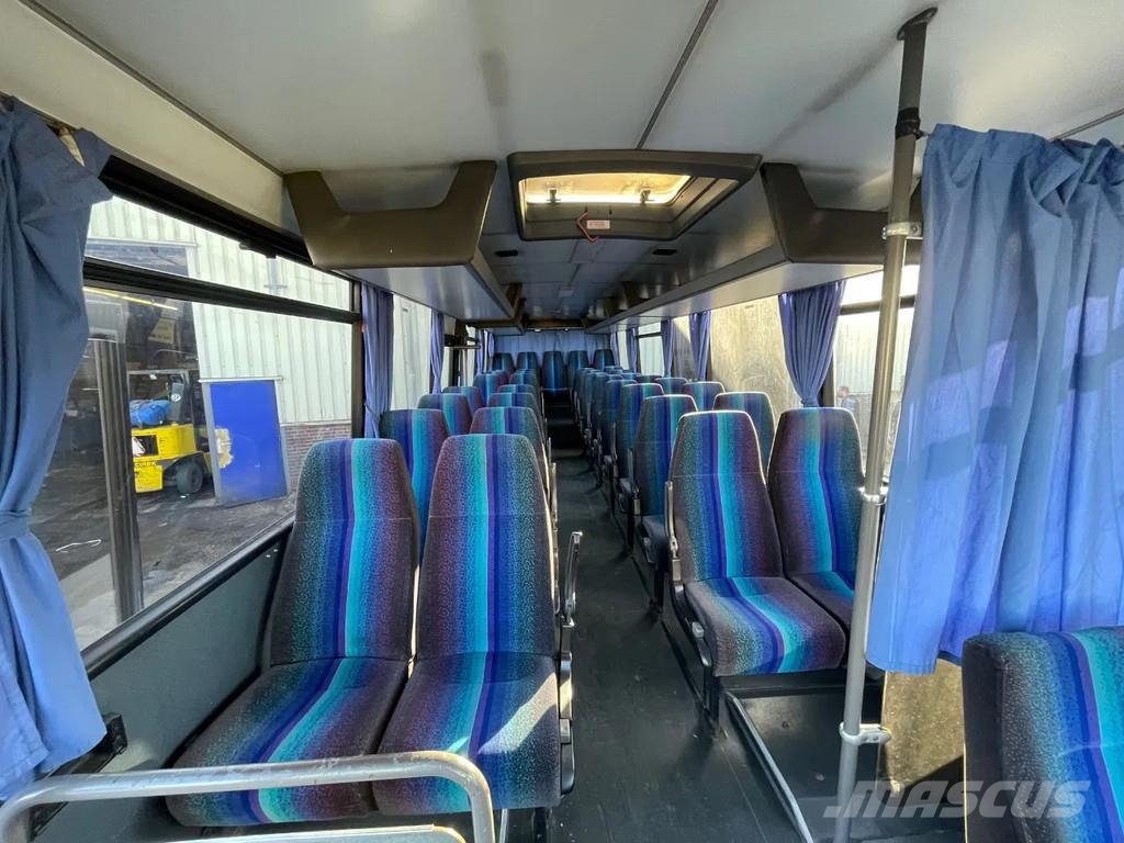 Renault Carrier Passenger Bus 35 Seats 6 Cilinder Full Ste Otros