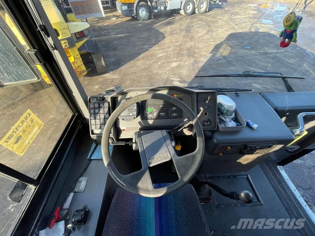 Renault Carrier Passenger Bus 35 Seats 6 Cilinder Full Ste Otros