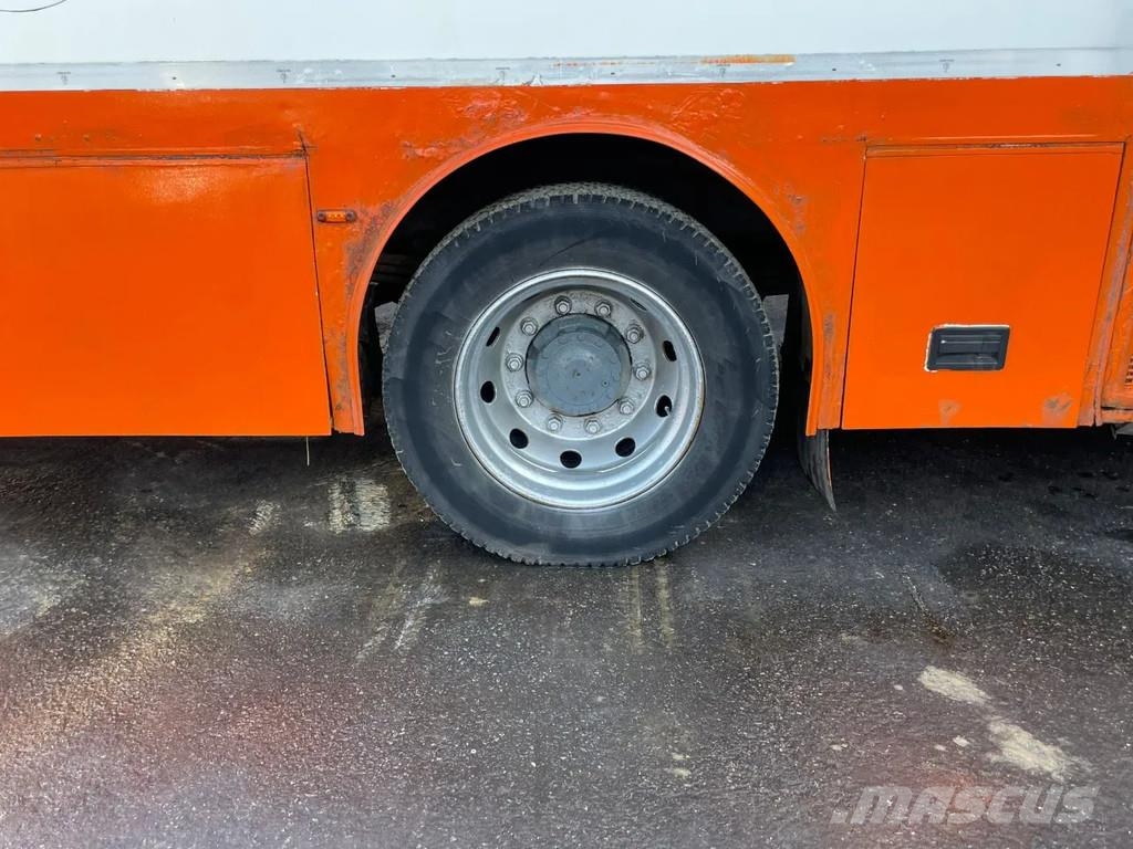 Renault Carrier Passenger Bus 35 Seats 6 Cilinder Full Ste Otros