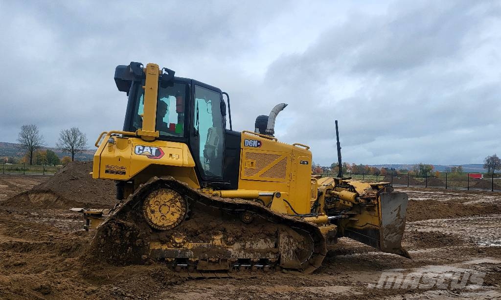 CAT D 6 N XL Crawler dozers