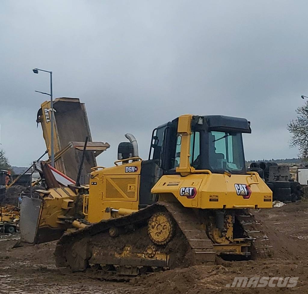 CAT D 6 N XL Crawler dozers