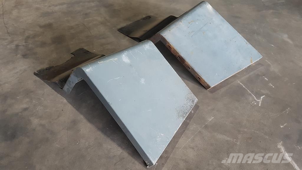 Komatsu WA 270 - 3 - Fender/Kotflügel/Spatbord 섀시 및 서스펜션