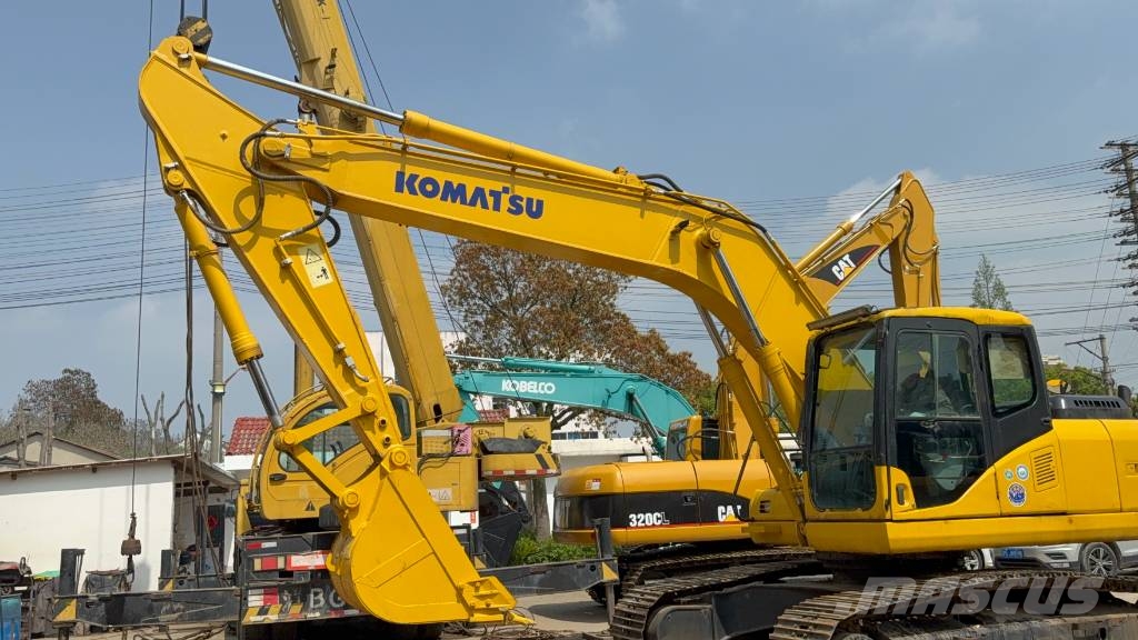 Komatsu PC 220 Εκσκαφείς με ερπύστριες