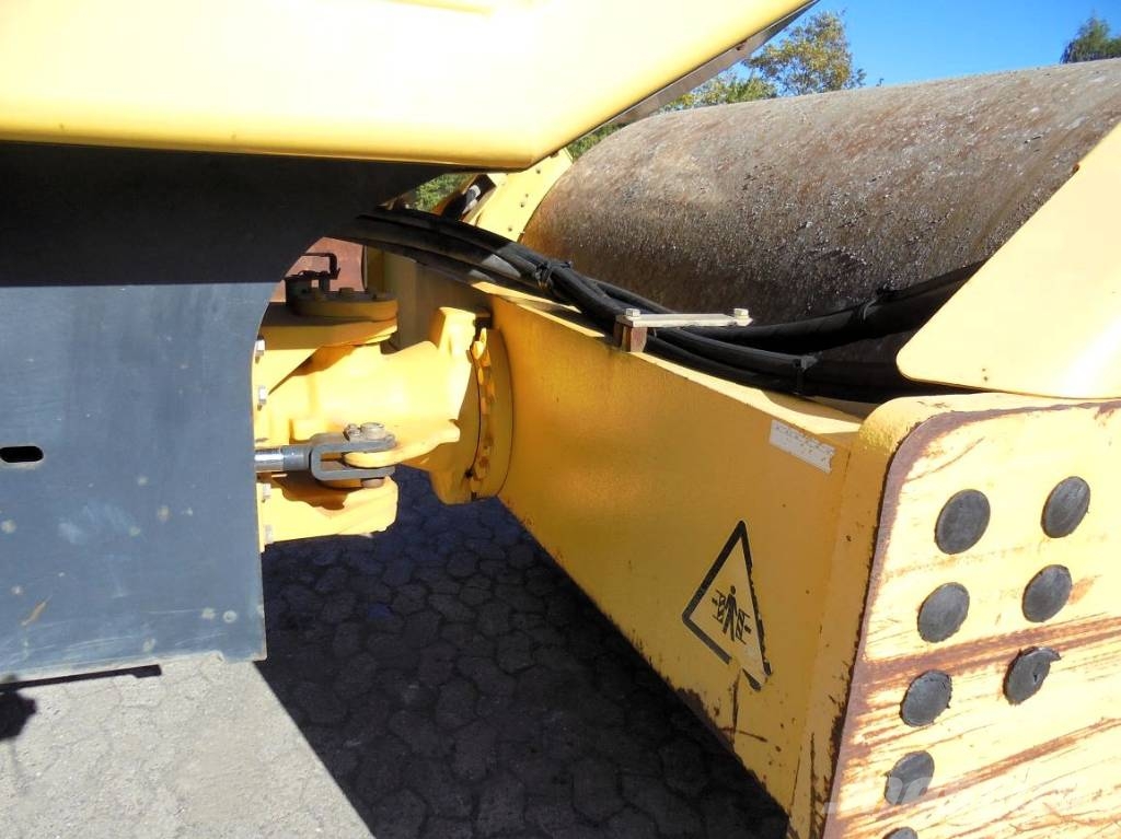 Bomag BW 213 D-4 Rulli monotamburo