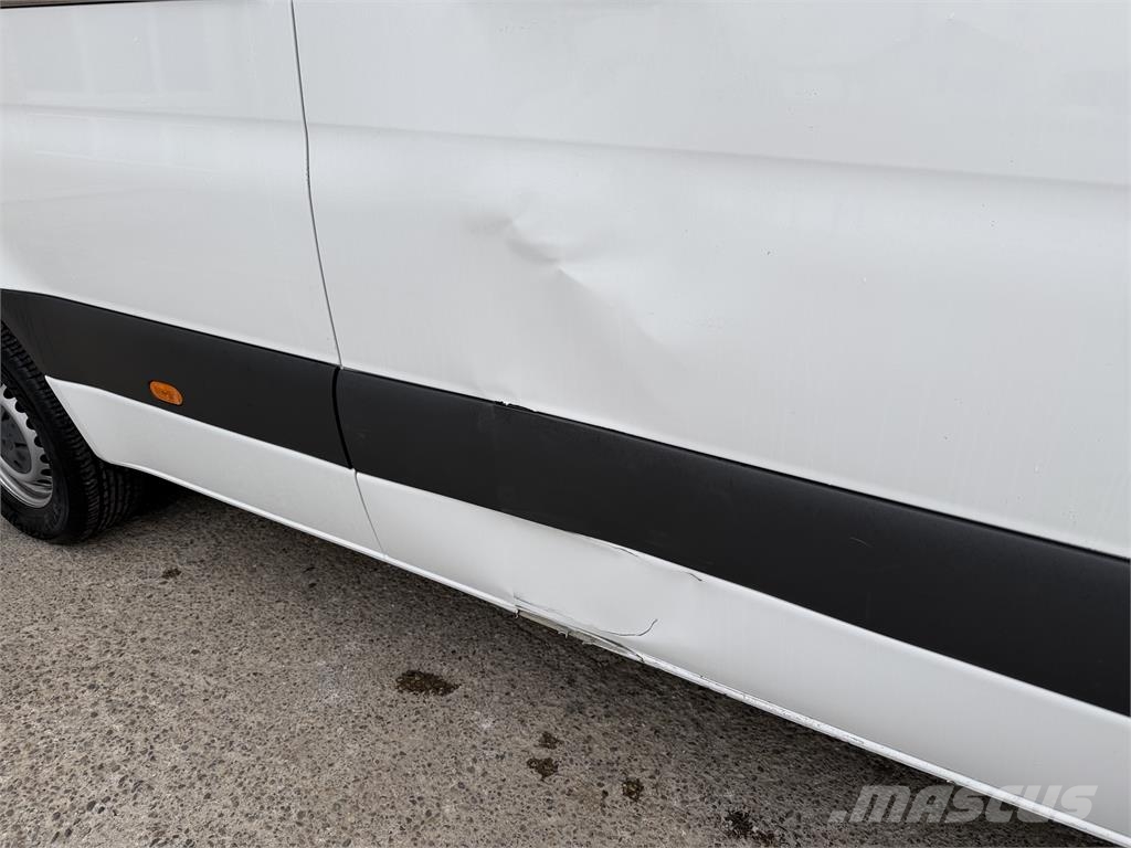 Mercedes-Benz Mercedes Benz Sprinter VIN 188 Furgonetas cerradas