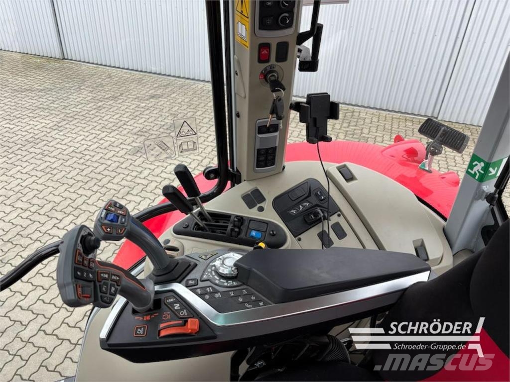 Massey Ferguson 5S.135 DYNA-6 EFFICIENT Traktoren