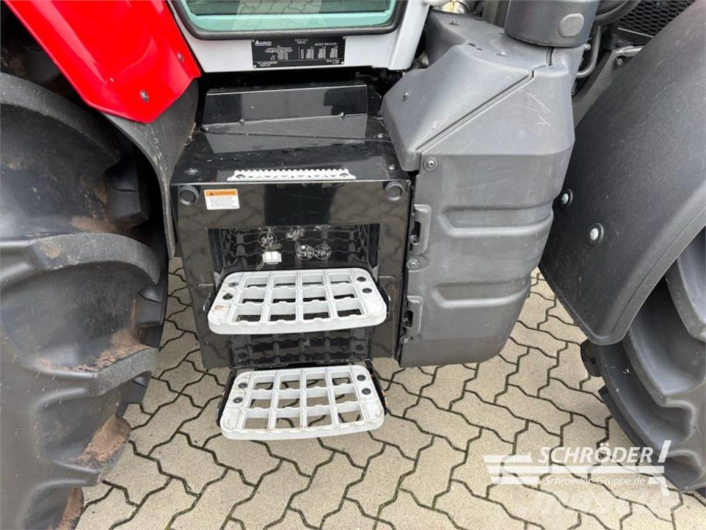 Massey Ferguson 5S.135 DYNA-6 EFFICIENT Traktoren