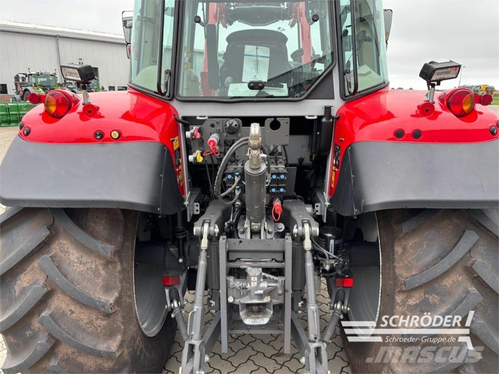 Massey Ferguson 5S.135 DYNA-6 EFFICIENT Traktoren
