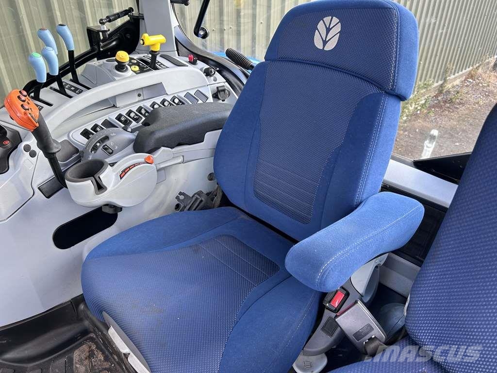 New Holland T7.210 Classic Tractors