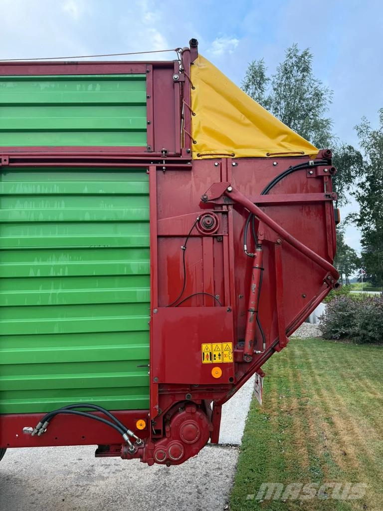 Strautmann Super vitesse 260 DO Dosseerwalsen Opraapwagen Lad Cosechadoras de forraje autopropulsadas