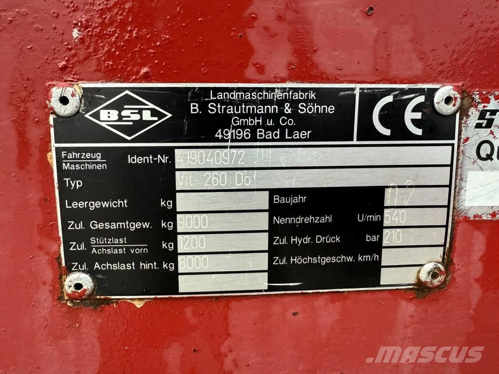 Strautmann Super vitesse 260 DO Dosseerwalsen Opraapwagen Lad Cosechadoras de forraje autopropulsadas