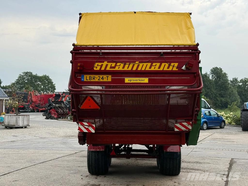 Strautmann Super vitesse 260 DO Dosseerwalsen Opraapwagen Lad Cosechadoras de forraje autopropulsadas