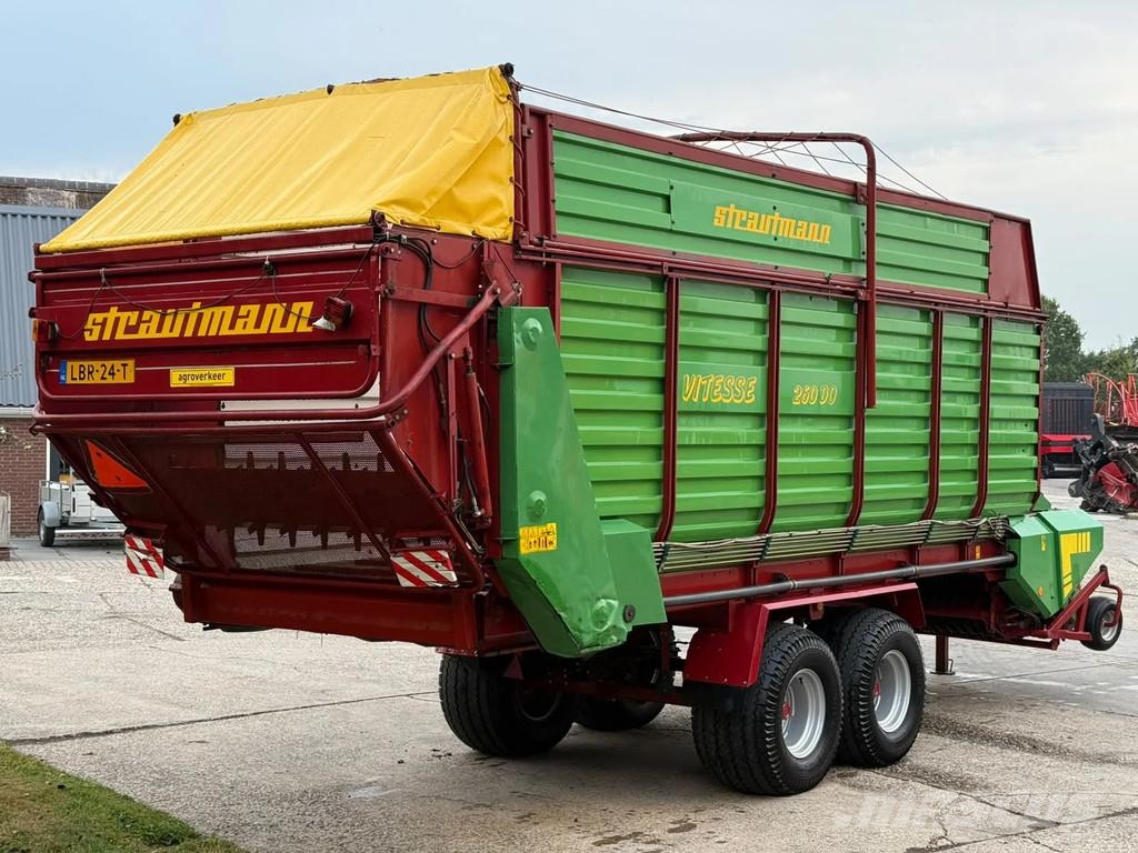 Strautmann Super vitesse 260 DO Dosseerwalsen Opraapwagen Lad Cosechadoras de forraje autopropulsadas